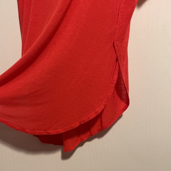 Coral light flowy top - Picture 3 of 4